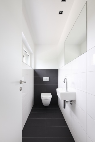 WC WC