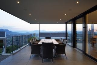 Terrasse mit Ausblick Terrasse mit Ausblick