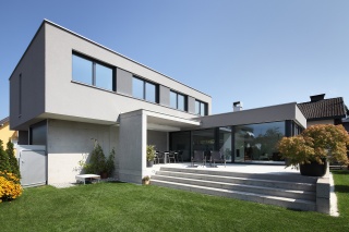 Terrasse mit Stufenaufgang Terrasse mit Stufenaufgang